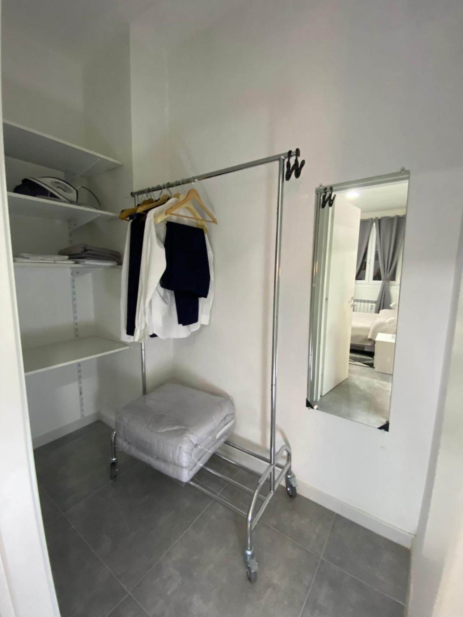 Niguarda / Bicocca Apartment Milan Bagian luar foto